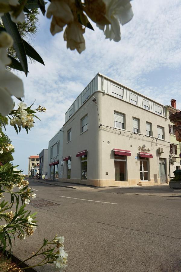 Dolcemente Garni Hotel Superior Izola Exterior photo